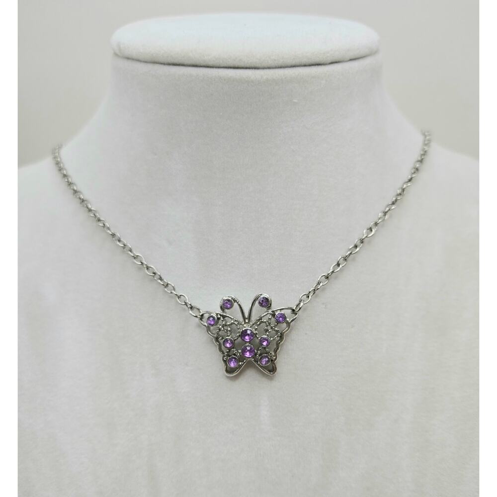 Vintage Butterfly Necklace 14"